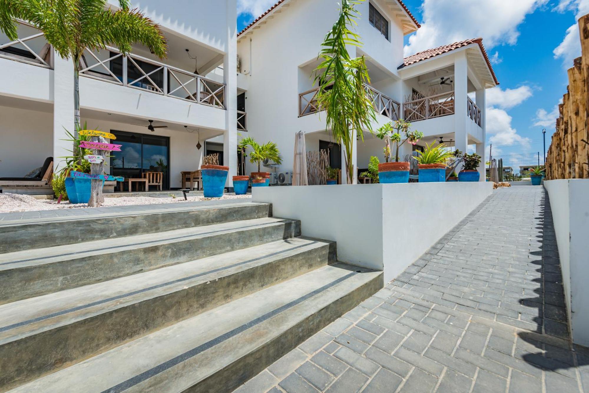 Bloozz Resort Bonaire Kralendijk  Exterior photo